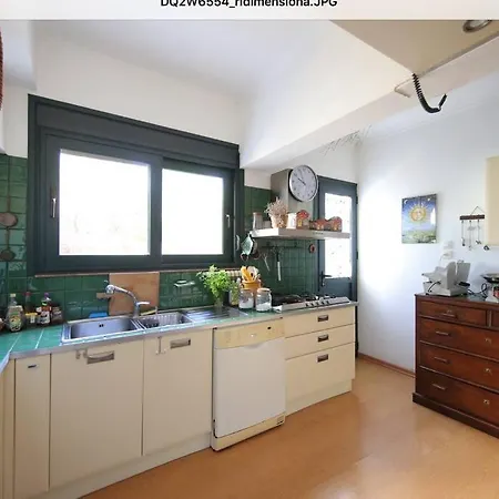 Casa vacanze Large Comfortable House Near Old Town-free Bikes